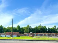 OYO Hickory House Inn Hotels in Dexter