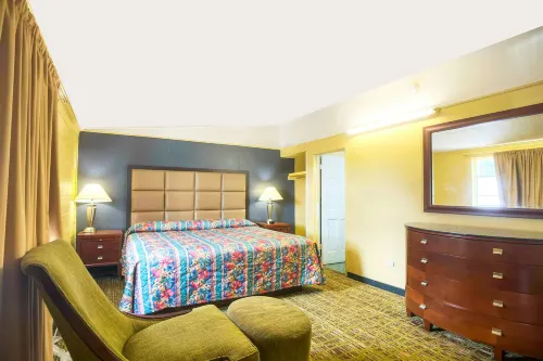 Bama Motel Mobile I-65 & US-90 - Moteles