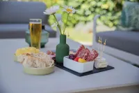 Brit Hotel Confort Nîmes Ouest - A9 Sortie 25