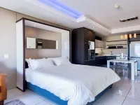 Century Club - Luxury Apartment Hotels Hotels in Century City