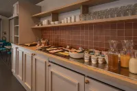 Sure Hotel by Best Western Nantes Saint-Herblain - breakfast