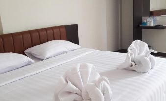 Karimun City Hotel - Housity