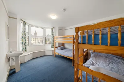 Breakwater Hostel Hotels in 