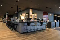 IntercityHotel Amsterdam Schiphol Airport - Bar
