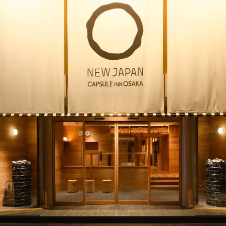 Capsule Inn Osaka (Male Only) Отели рядом с достопримечательностью «Станция Umeda»
