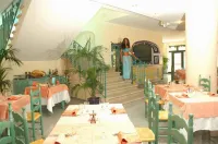 Residence Cala Liberotto - breakfast
