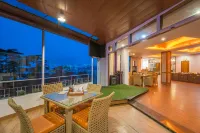 Tripli Hotels M & Resort - Gym