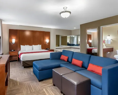 Comfort Suites Urbana Champaign, University Area Hotels in Cunningham Township