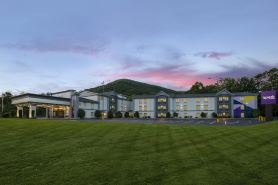 Spark by Hilton Asheville Blue Ridge Parkway