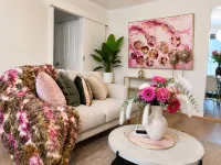 Holiday House in Laverton Modern Comfort ,Walk to Train Station,Car Hire Option - Holiday bungalows