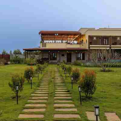 Blue Mirage Villa by Stayjadepoolnr Airportbbq Hotel Exterior