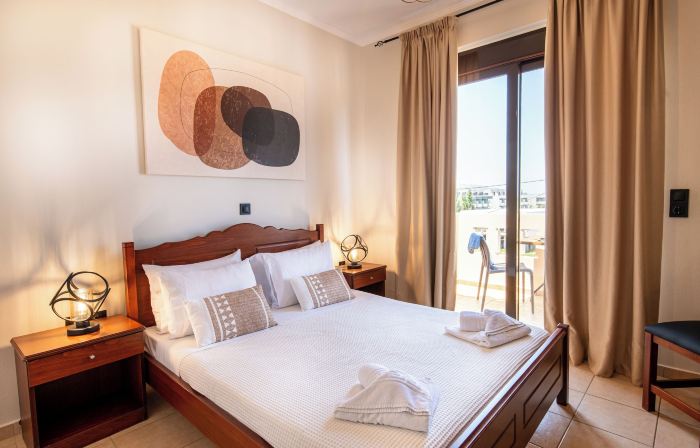 Villa Gereoudis Sea View Rooms Pool & Bar