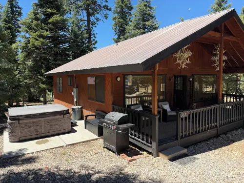 Cozy Corner Cabin - Hytter