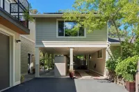 Cozy Up at a Nature Inspired Boutique Studio in the Trees - River Nearby - Boutique