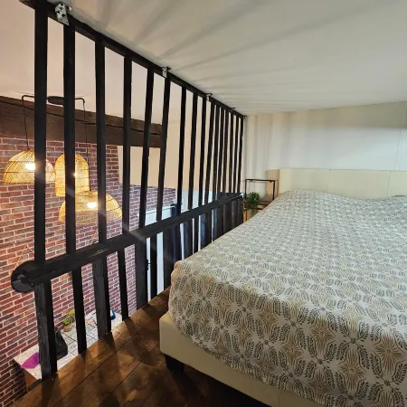 Duplex 15 min from train station, Montluçon historic center