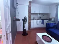 Charming Holiday House in Roodepoort with Garden & Pool - 2-Sterne