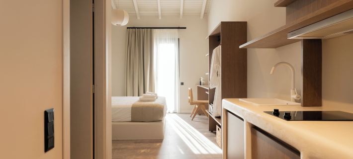 Ichos Boutique Apartments Hotels in Chios
