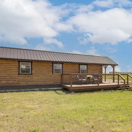 Wyoming Cabin Escape: Panoramic Mountain Views!