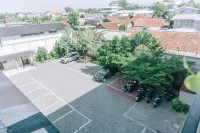 C3 Hotel Ungaran - parcheggio