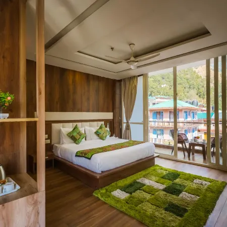 Tripli Hotels Shivaay