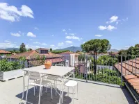 Pisa Getaway by the Tower - Hot Tub