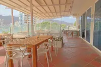 Villa Roca by St Hoteles, Rodadero - موقف سيارات