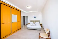 Ben Lux Apartments - Airport Shuttle