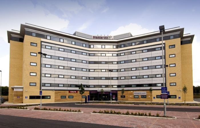 Premier Inn Manchester Airport (M56/J6) Runger Lane South