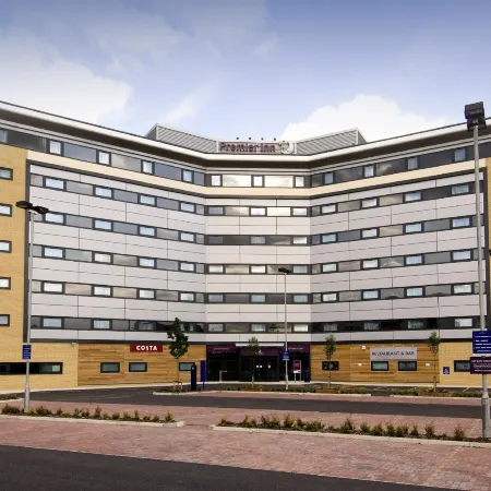 Premier Inn Manchester Airport (M56/J6) Runger Lane South