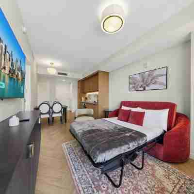 Modern Wynwood with Rooftop Pool Rooms