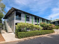 Ibis Darwin Airport Hotel - Airport Shuttle