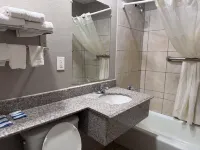 Rodeway Inn & Suites - 2-Sterne