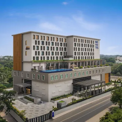 NOVOTEL BHUBANESWAR JANPATH Hotels near Ramakrishna Math and Ramakrishna Mission, Bhubaneswar