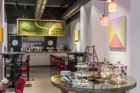 Savona 18 Suites - breakfast