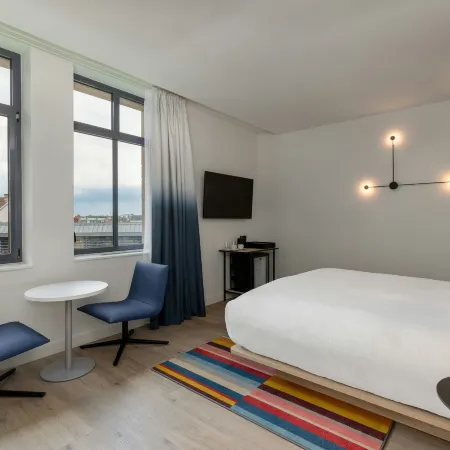 Aloft Dijon