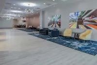 Hampton Inn and Suites by Hilton Indianapolis West Speedway - 2-Star