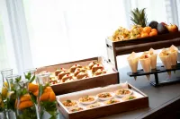 Renaissance Amsterdam Schiphol Airport Hotel - breakfast