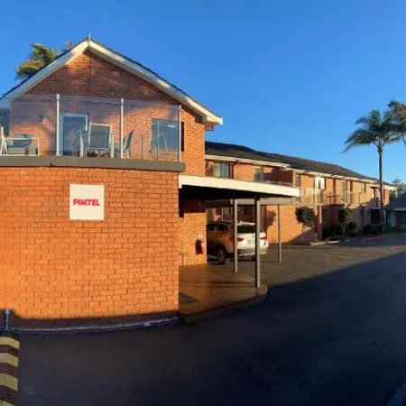 Avaleen Lodge Motor Inn