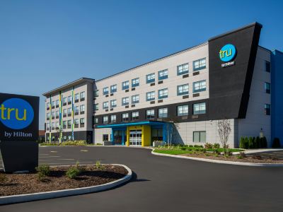 Tru by Hilton Merrillville