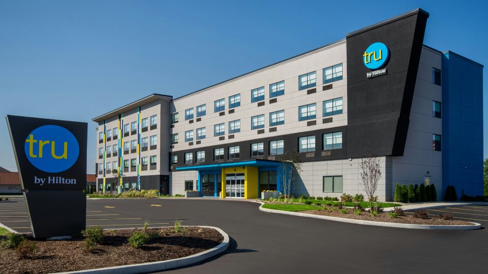 Tru by Hilton Merrillville