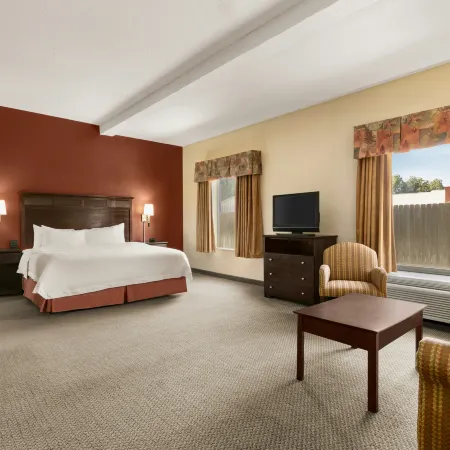Hampton Inn & Suites Lawton