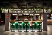 Moxy Ottawa Downtown - bar