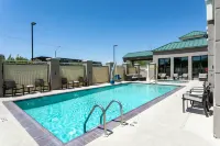 Hilton Garden Inn Phoenix Airport North - Family