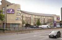Premier Inn Glasgow City Centre South - parking