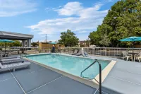 Comfort Inn Elizabeth City Near University - Pools