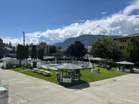 Empire Motel - vue sur la montagne