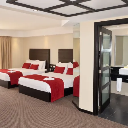 Hotel Niza Garden Suites