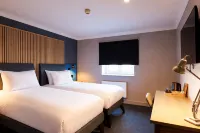 Village Hotel Swindon - واي فاي