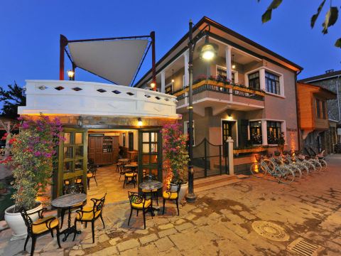 Petrino Gökçeada Hotel&Kitchen