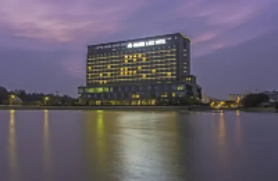 골든 레이크 호텔 진후 타운쉽 진먼 호텔